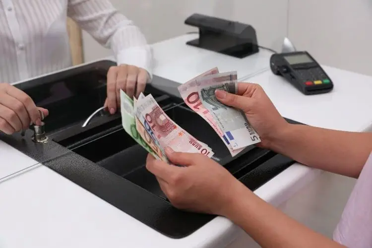 Buy Moroccan Dirhams